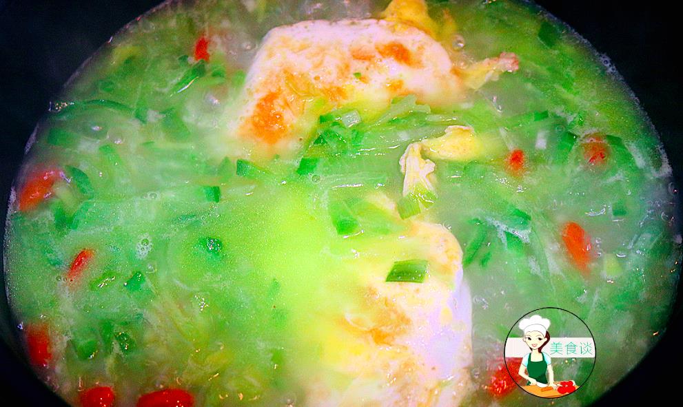 萝卜鸡蛋汤家常做法多给孩子喝暖乎乎喝一碗驱寒暖胃身体棒