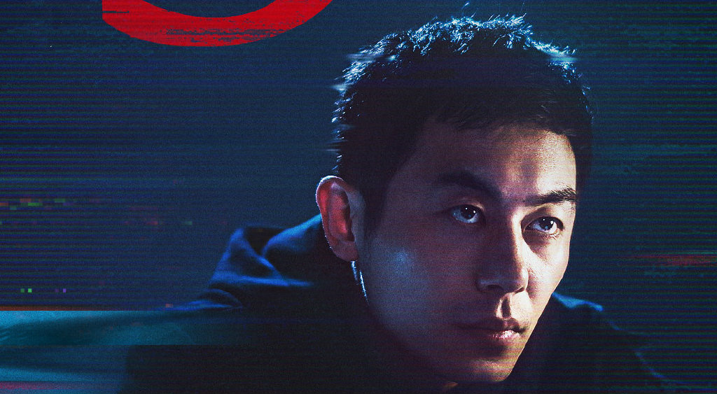 《十日游戏》首播,朱亚文四平八稳,金晨飒爽非常,故事略显悬浮