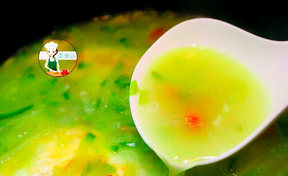 萝卜鸡蛋汤家常做法多给孩子喝暖乎乎喝一碗驱寒暖胃身体棒