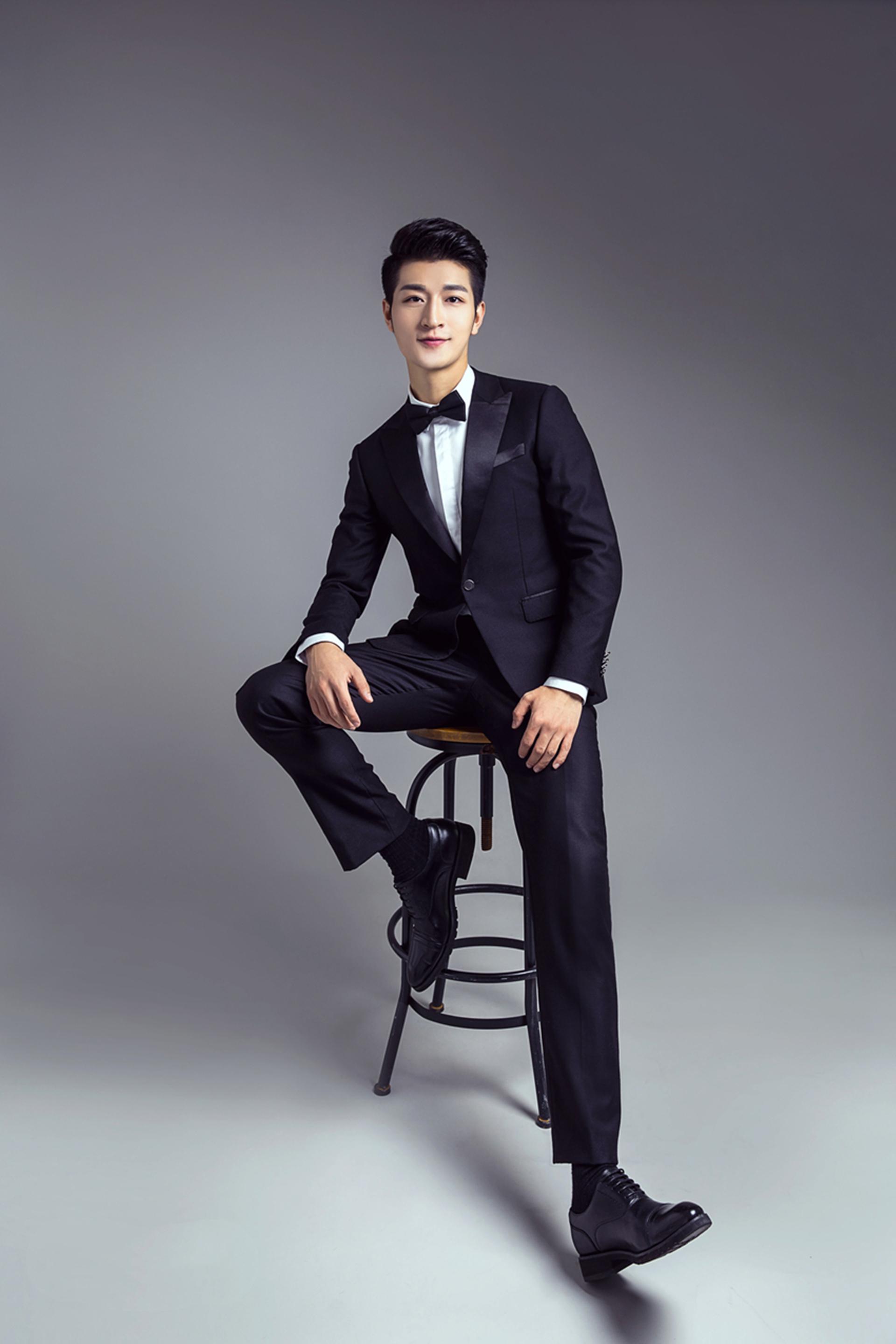 新晋春晚男主持,离开老东家江西卫视,或加盟央视被力捧