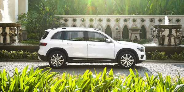 奔驰glb 1.3t真的够用么?试驾后动力印象确实让人深刻