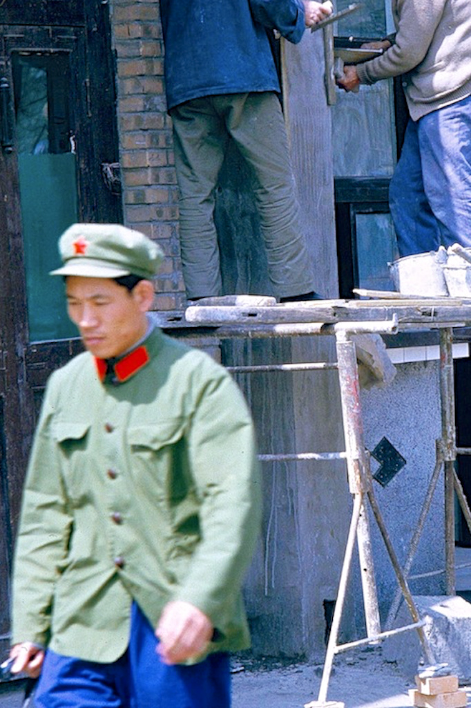 那些年的65式军服,罕见生活老照片,属于军人们的回忆__财经头条