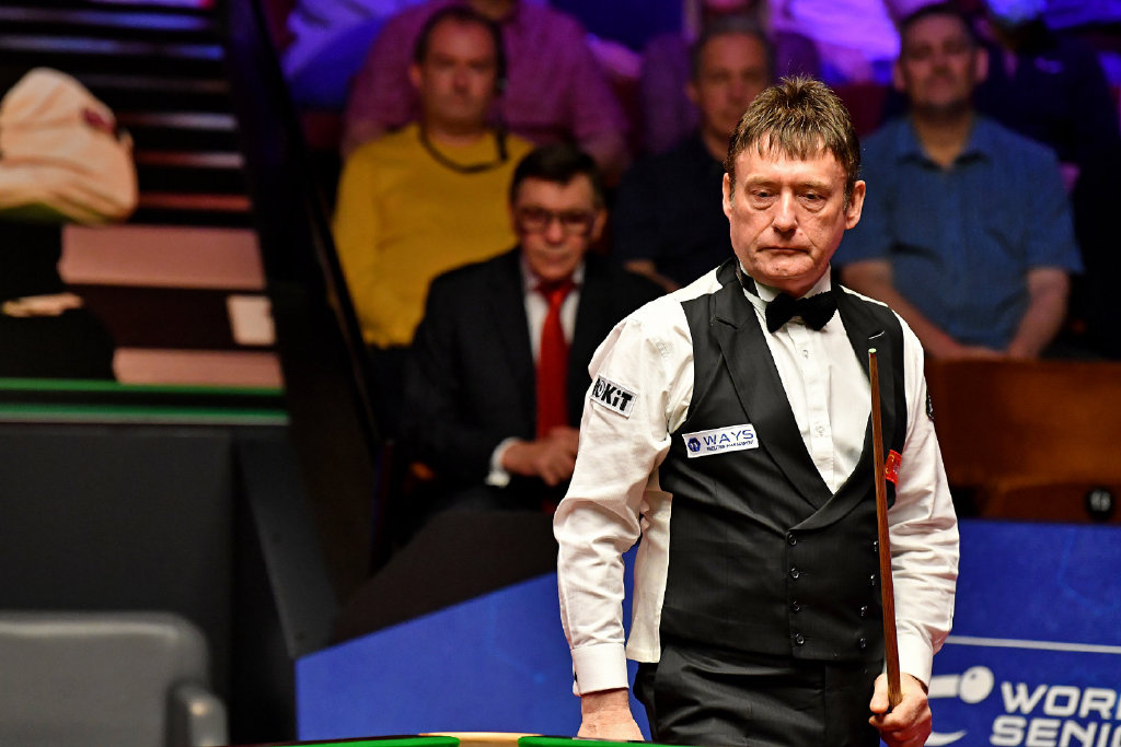 4比060岁吉米怀特爆发轰2杆破百创3大纪录剑指元老赛第4冠