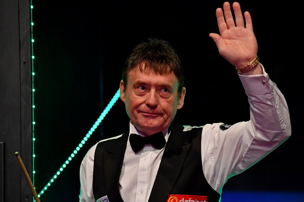 4比060岁吉米怀特爆发轰2杆破百创3大纪录剑指元老赛第4冠