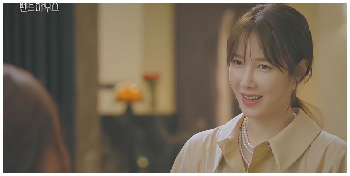 韩剧顶楼走上腹黑之路的秀莲甄嬛就是她复仇的榜样