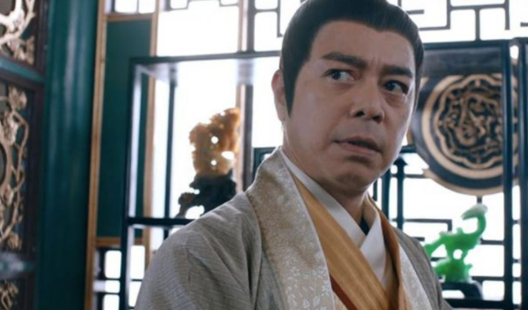 55岁何启南近况曝光把二婚妻子当女儿疼结婚多年恩爱如初