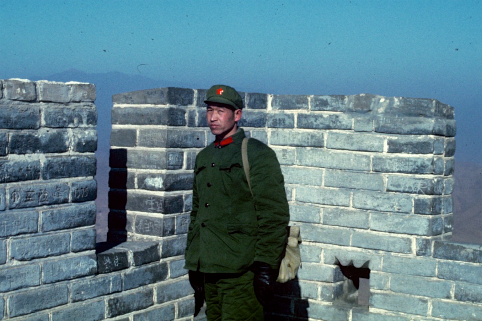 那些年的65式军服,罕见生活老照片,属于军人们的回忆__财经头条