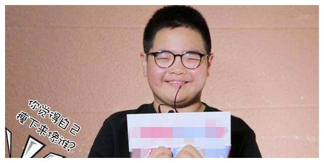 5岁被赵本山选中的谢腾飞表情包刷爆全网如今因笑被骂