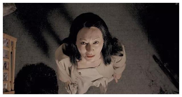 惠英红叶赫那拉后裔3岁睡街22岁封后60岁在等一个人