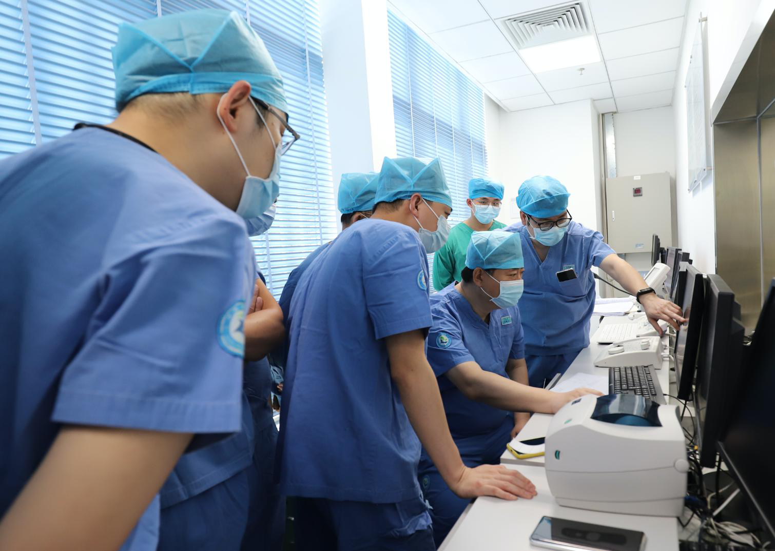 珠澳专家团队同台观摩交流推动珠澳医疗服务不断走向深度融合