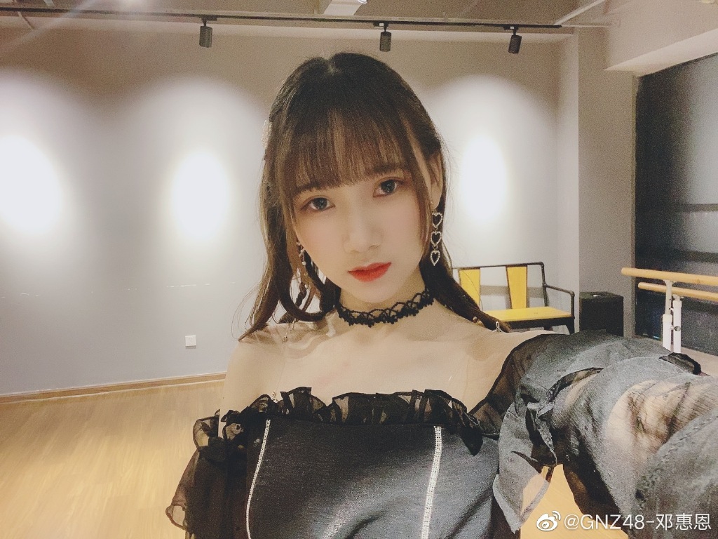 偶像美少女gnz48-邓惠恩迷人写真美照