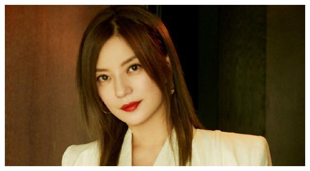 在这个娱乐圈内确实有很多大咖女星了,虽然说如今杨幂,赵丽颖和