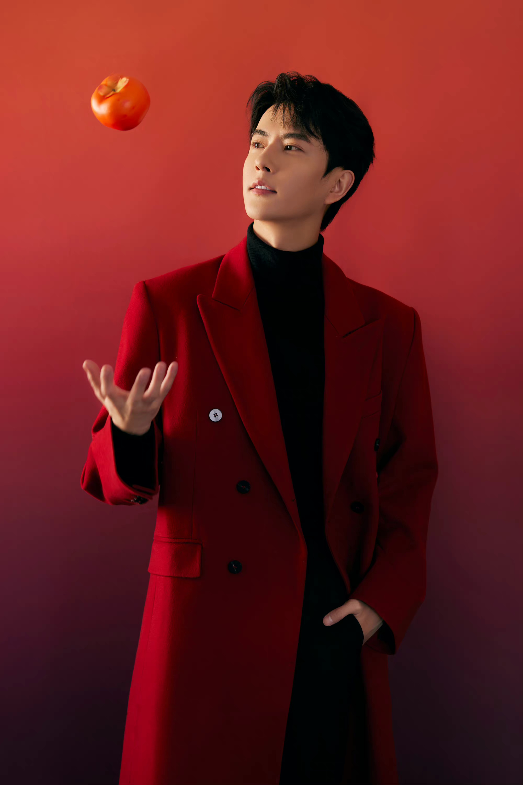 于朦胧红色系新年写真大片!红红火火氛围感满满