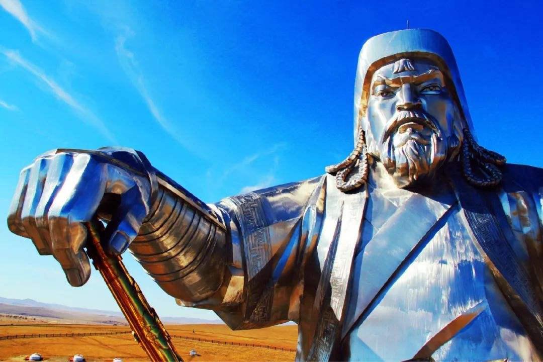 为何蒙古国货币会印成吉思汗肖像蒙古文数字和蒙古回鹘文字