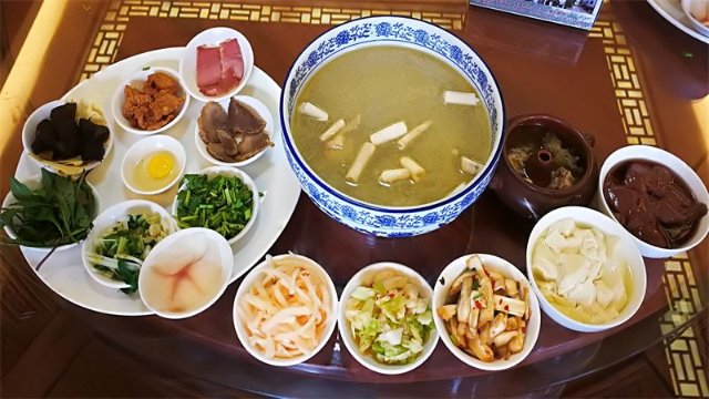 建水,个旧,河口……到底哪里才是红河美食天花板?