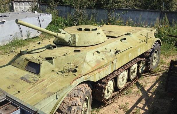 来自苏联的半履带步战车object19,简单的事情被复杂化了