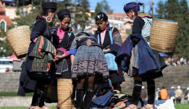 越南苗族婚俗为何女孩出嫁当天会发出凄惨叫声网友无奈