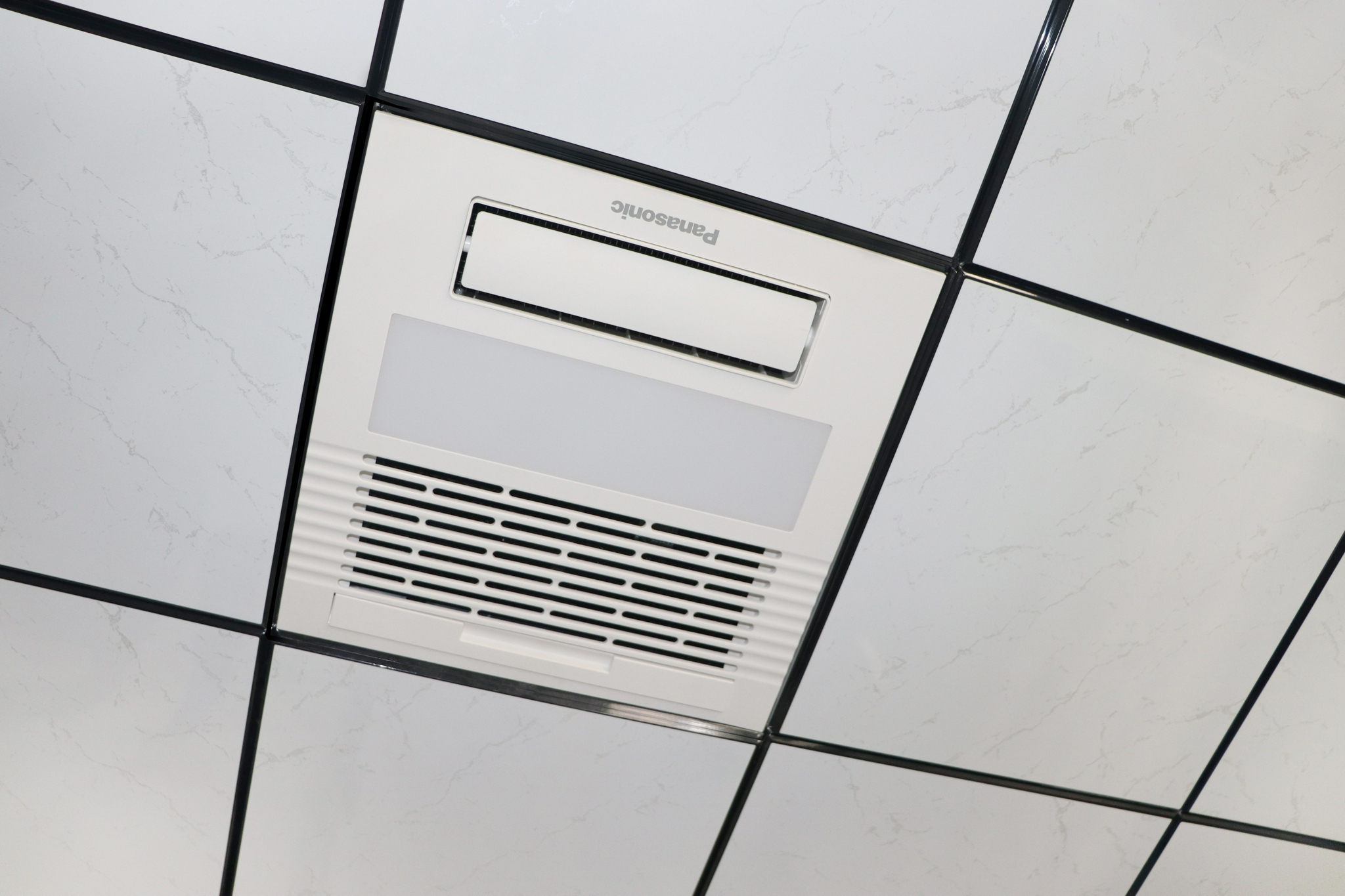 降温松下智能风暖浴霸评测准备迎接今年的超级寒冬