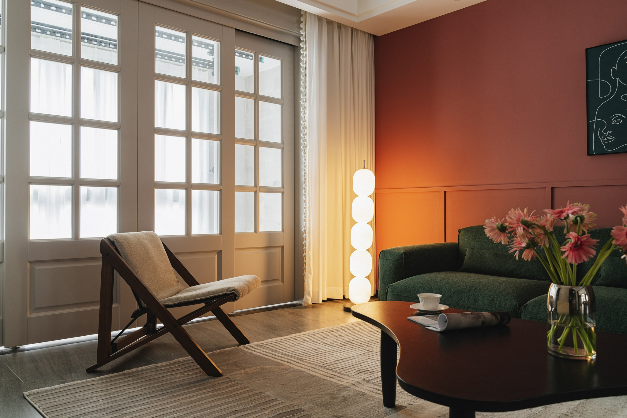 128㎡复古混搭红绿两色搭出浪漫且甜的韵味