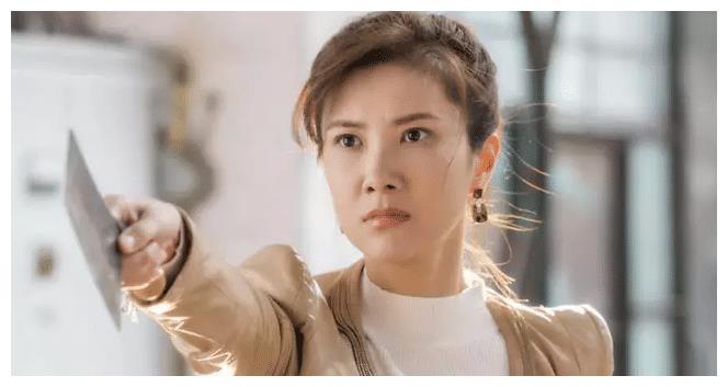 插刀门8年后42岁印小天靠金鸡奖翻身边潇潇如今怎样了