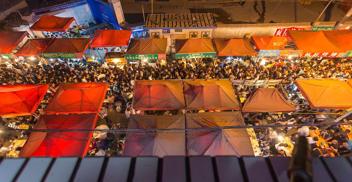 正宁路夜市,兰州最繁华的小吃一条街