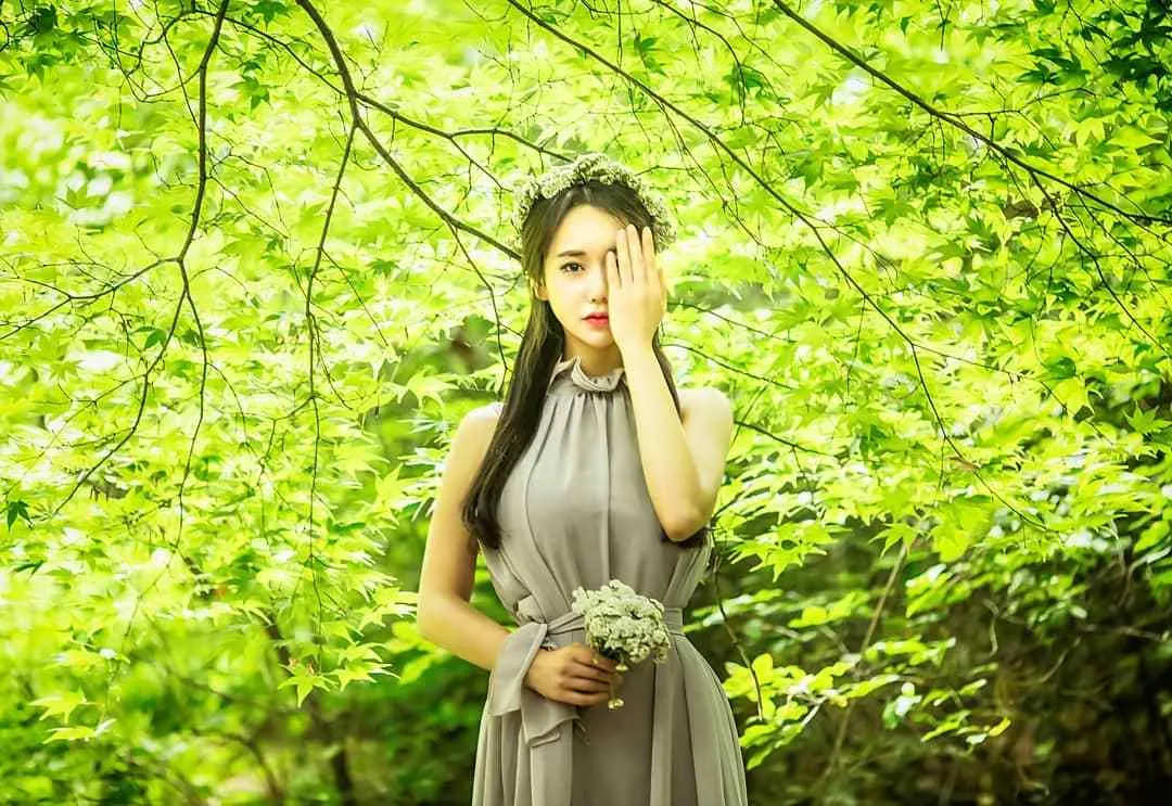 人像摄影中心构图真的是忌讳吗?看了这九张美女照片,你就明白了