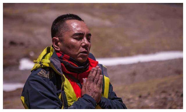 地广天阔李厚霖曾伤透秦海璐后闪婚李湘富商最终入了佛门