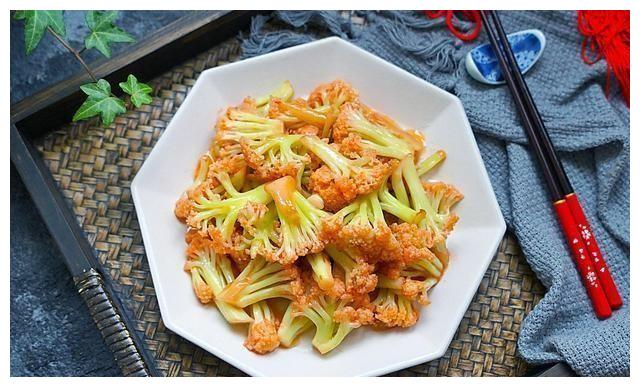 茄汁菜花,酱香茶树菇,柠檬鸭,素京酱肉丝的做法