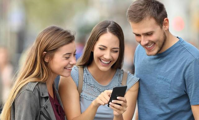 你早晚会明白,不爱你的人,你感动不了他休闲区蓝鸢梦想 - Www.slyday.coM 你早晚会明白,不爱你的人,你感动不了他休闲区蓝鸢梦想 - Www.slyday.coM