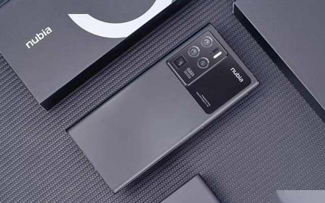 努比亚z30到底值不值得买?看完真机体验后,我明白了!__财经头条