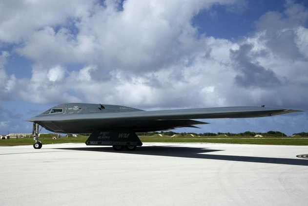 b-2隐身轰炸机是否需要战机护航?