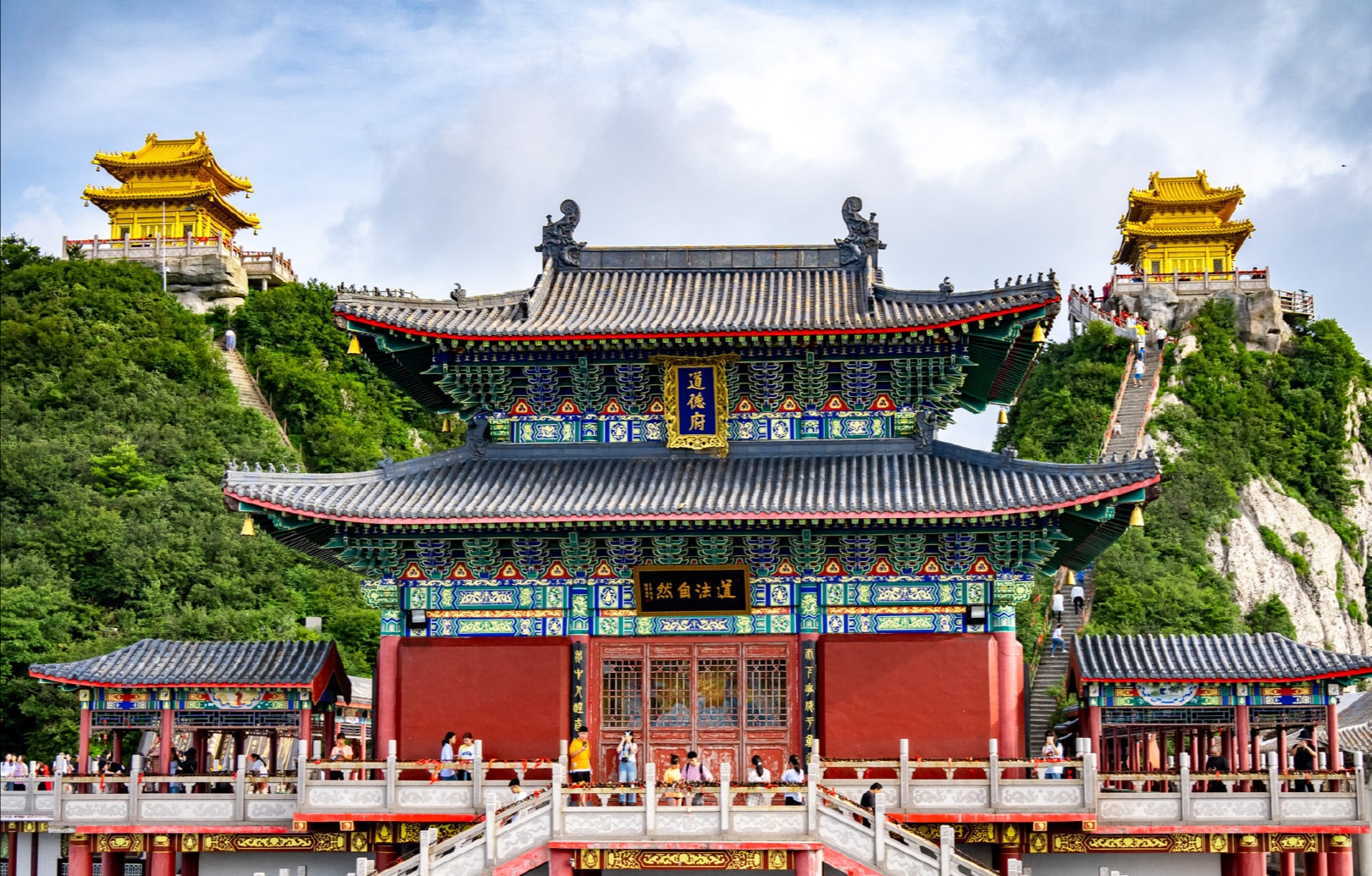 河南洛阳某景区连续四年推出一元午餐，有人说这是炒作，真的吗？休闲区蓝鸢梦想 - Www.slyday.coM