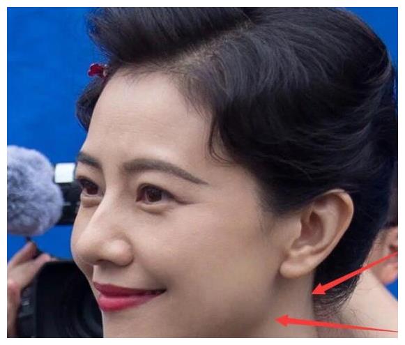 女明星有下颌线多重要当高圆圆李小冉同框瞬间明白了