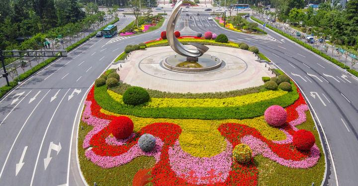 济南市区唯一椭圆交通环岛变花岛