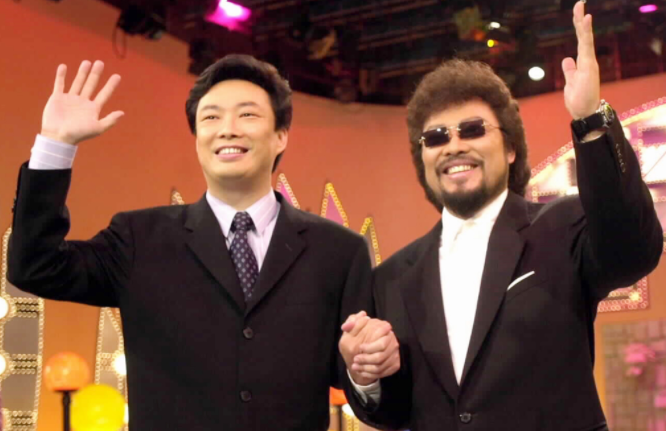 张菲费玉清近况曝光兄弟俩淡出荧幕过起闲云野鹤的生活