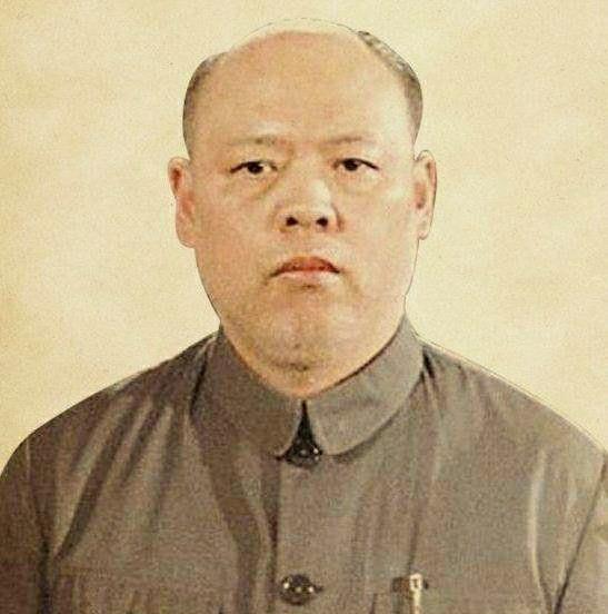 实拍姚文元墓,位于上海福寿园公墓,紧邻黄菊同志墓__财经头条