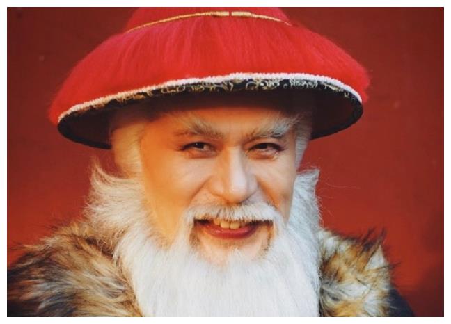 过洋节争议不断,"鳌拜"晒图聊圣诞的意义,网友:不愧是文化人