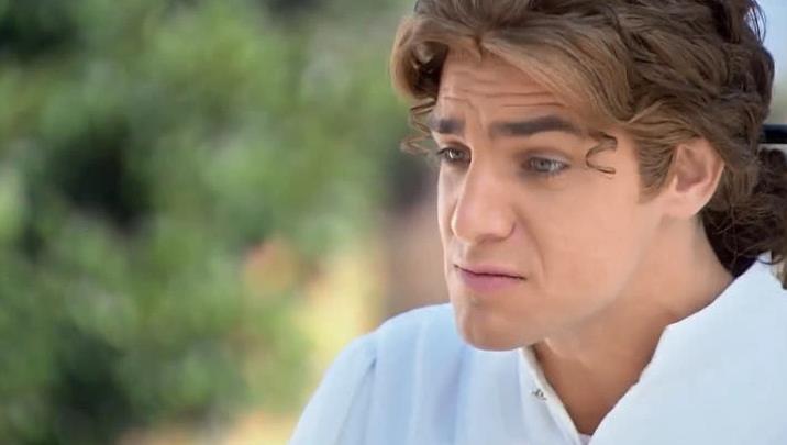 班杰明做糖葫芦,你看小燕子吃完是啥反应?他真的无法取代永琪