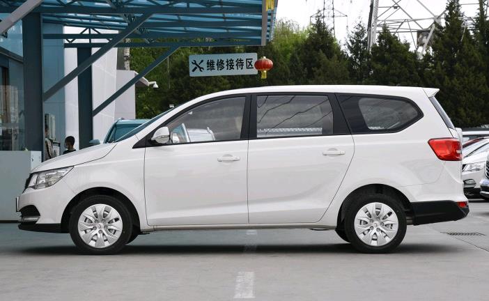 上汽通用7座mpv,跌破7万