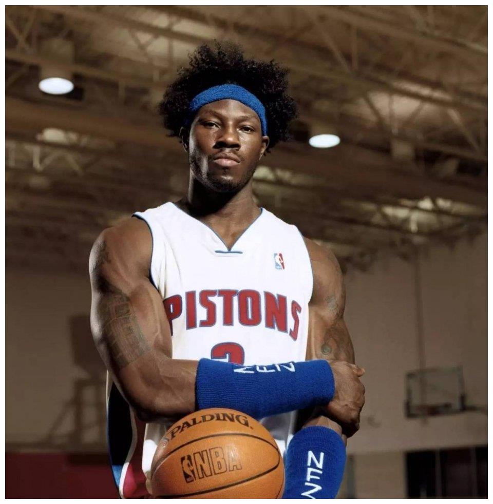 本华莱士生涯四次最佳防守球员,谁阻止了大本五连庄?