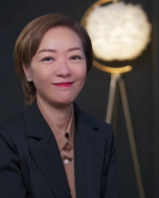 53岁郭少芸近况曝光被曾志伟催婚入行30年至今单身