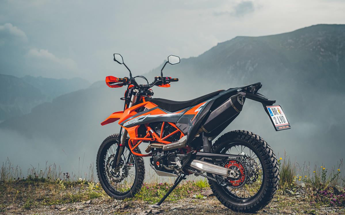 新款ktm 690 enduro r/smc r 小改款登场