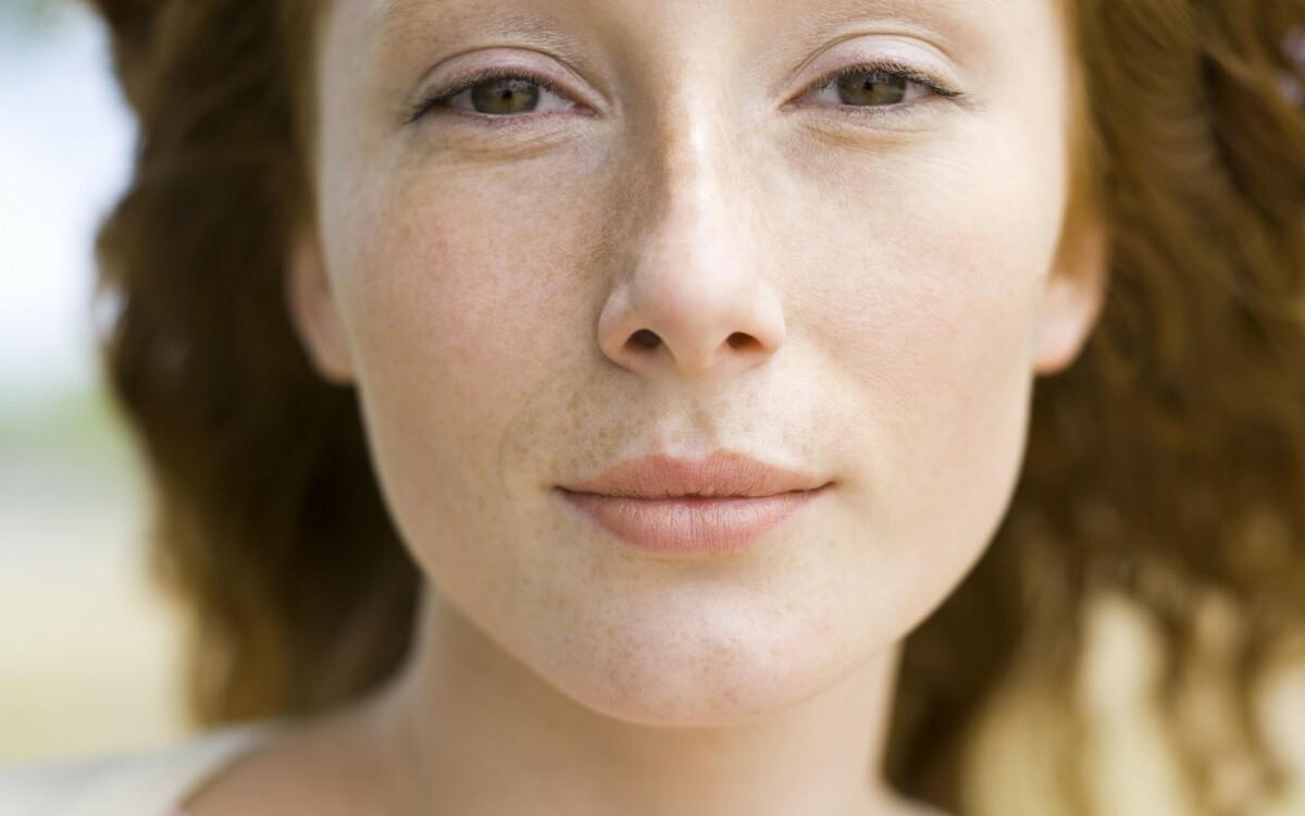 肝不好面部先知,若面部出现这3种变化,肝癌即将来临