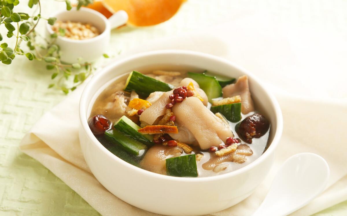 煲海带猪蹄汤,挑选优质的海带比猪蹄重要,大厨分享:海带味更浓|海带|