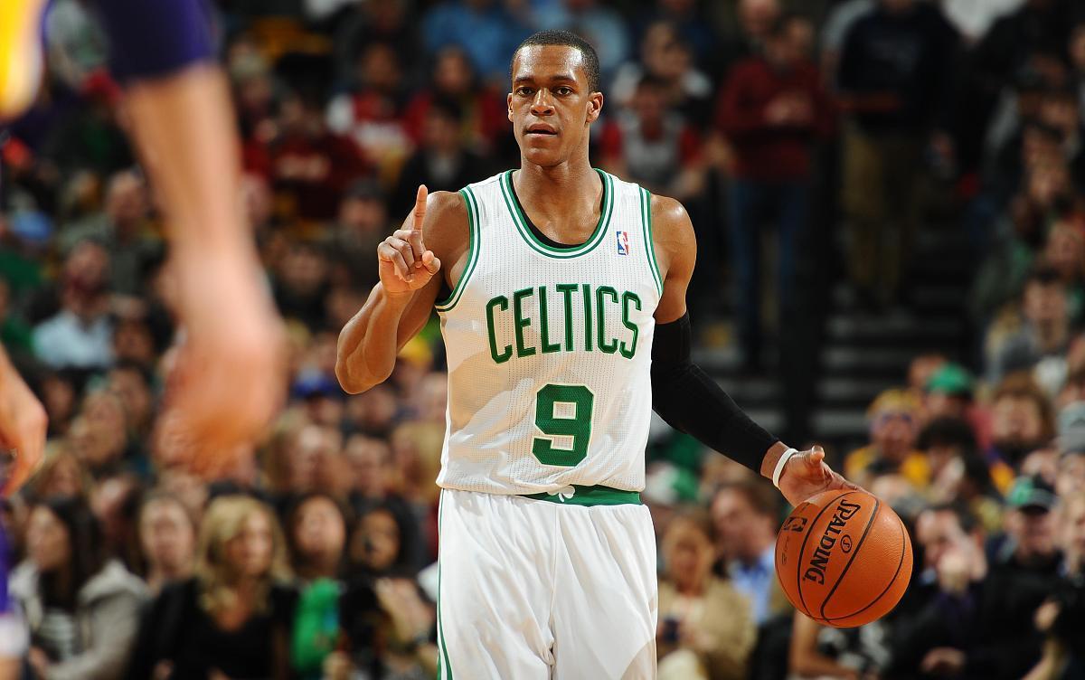 在雷-阿伦帮助詹姆斯获得第二个nba总冠军之前,他是波士顿凯尔特人三