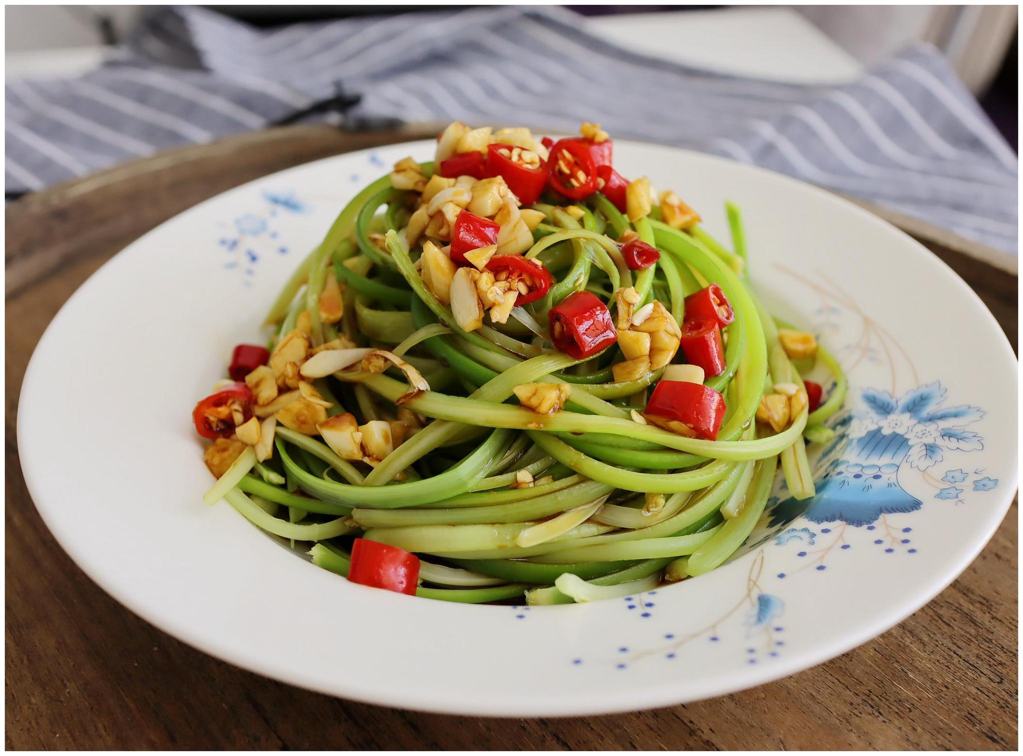 天气炎热吃点简单的,6道家常快手菜,几步上桌,全家人都爱吃