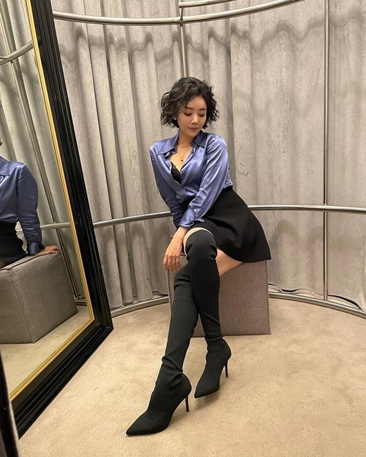 韩国女艺人车珠英sns发照秀美貌