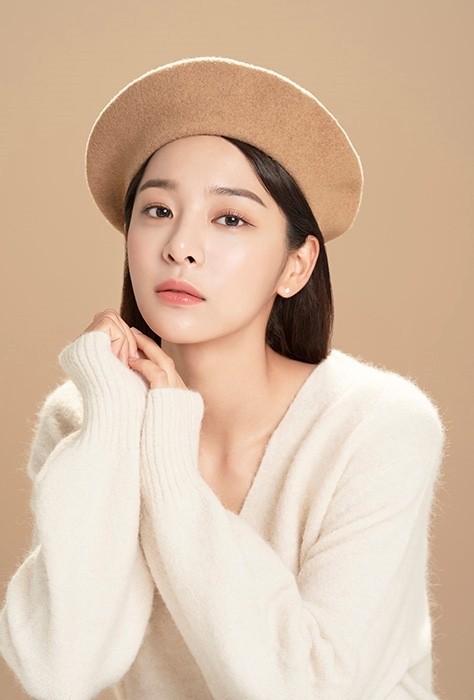 韩国女艺人薛仁雅拍代言品牌最新宣传照|薛仁雅|宣传