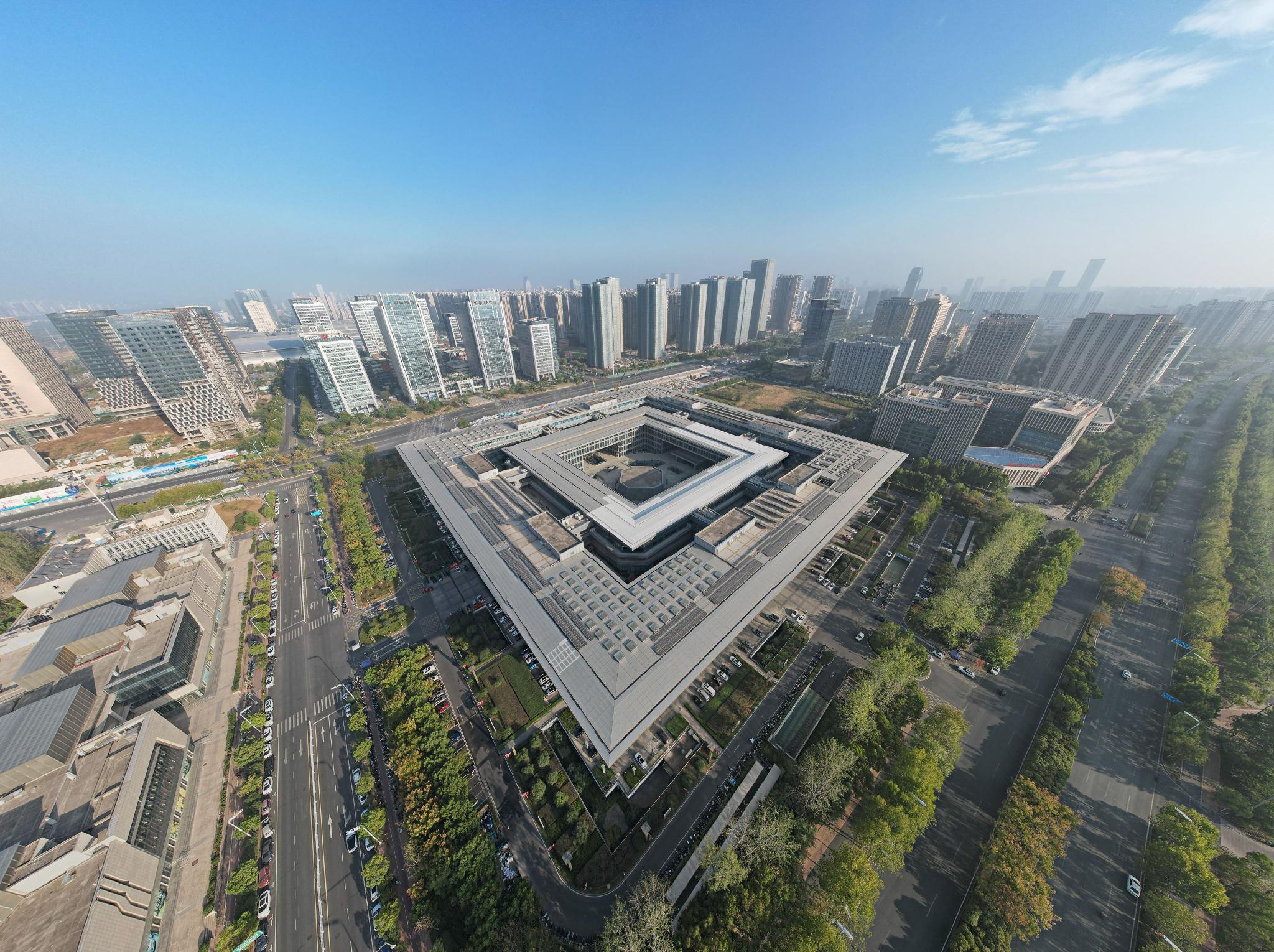 合肥:航拍滨湖要素大市场