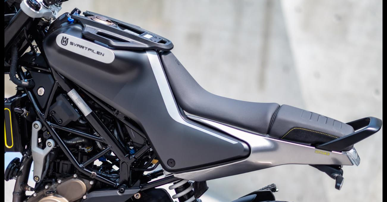 叛逆,狂野,高质感,胡斯瓦纳推出250cc复古街车